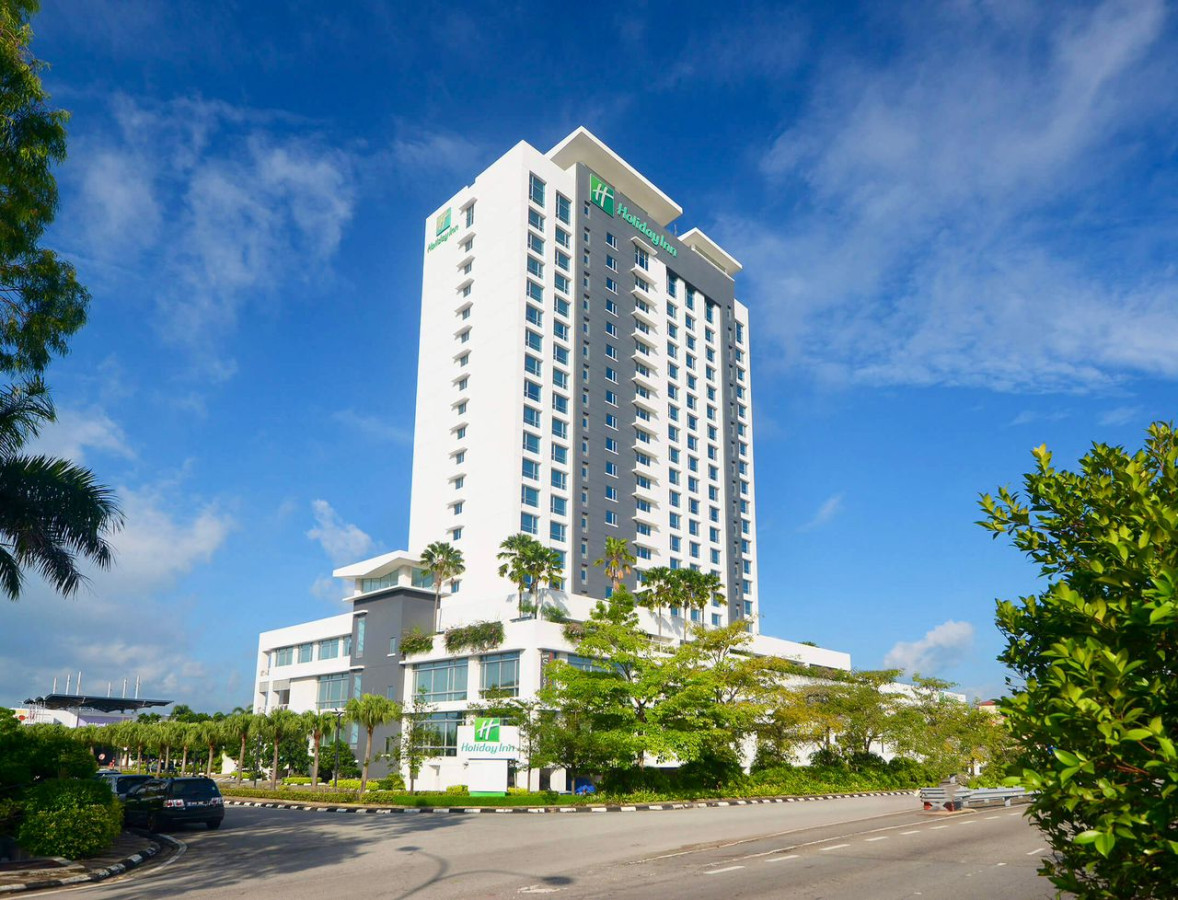HOLIDAY INN MELAKA (LOBBY)
