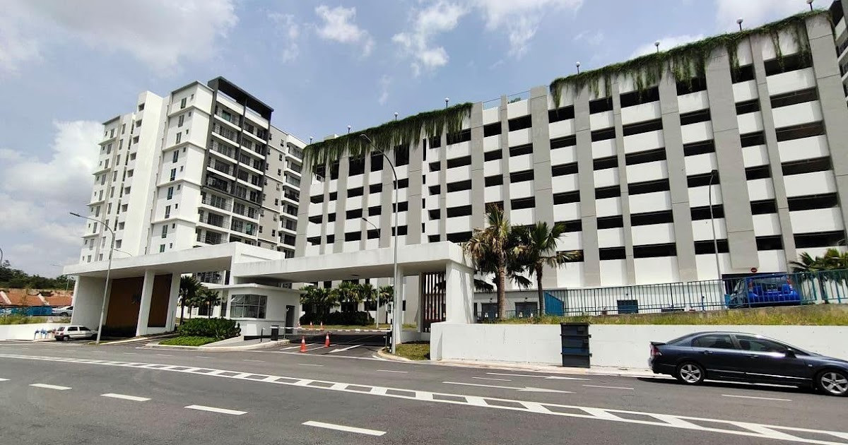 PUNCAK HIJAUAN CONDOMINIUM