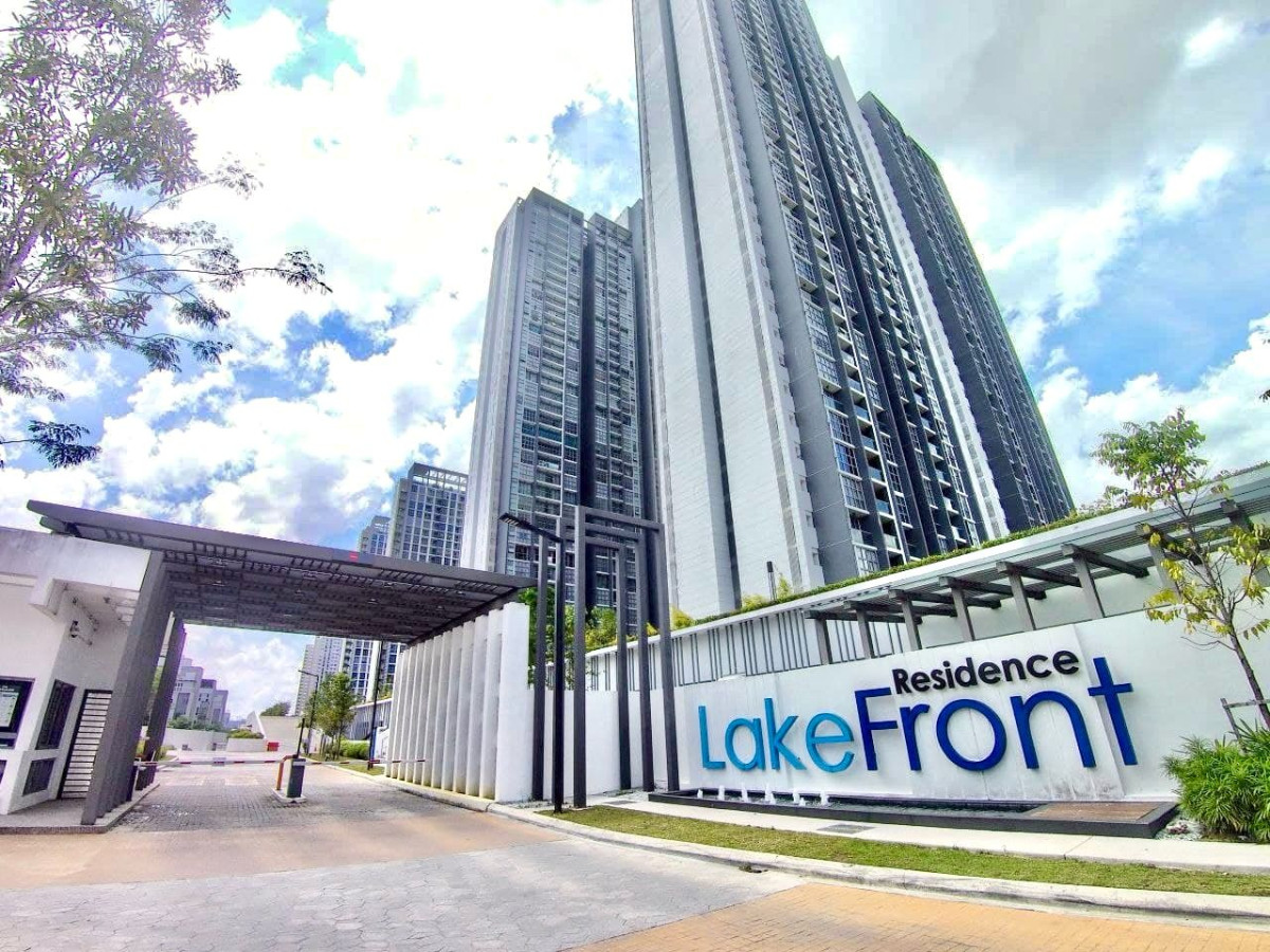 LAKEFRONT RESIDENCE @ CYBERJAYA