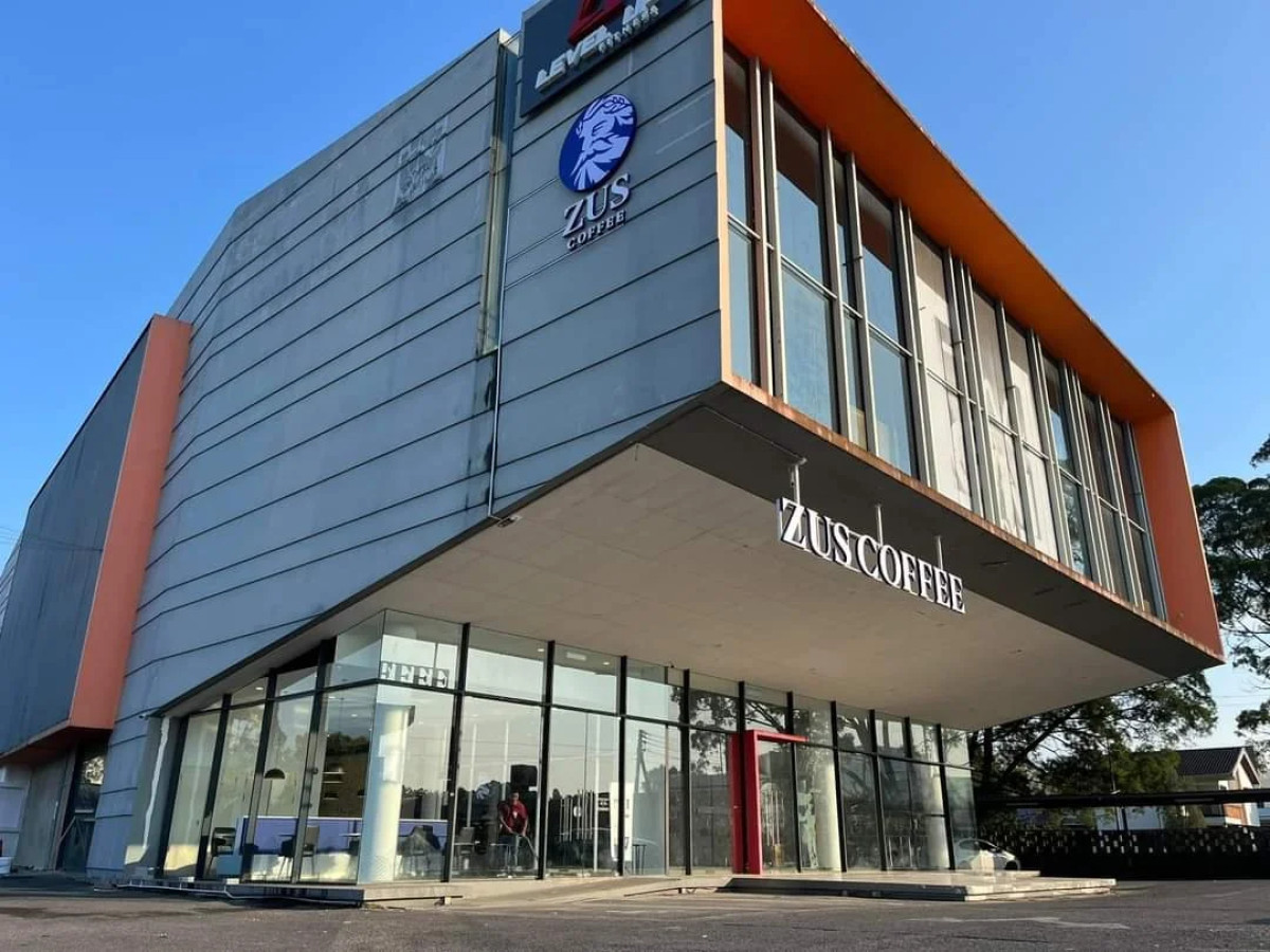 ZUS COFFEE DT - JALAN ROCK