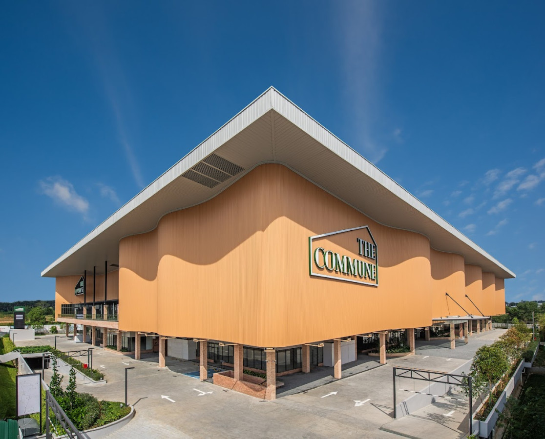 THE COMMUNE LIFESTYLE MALL