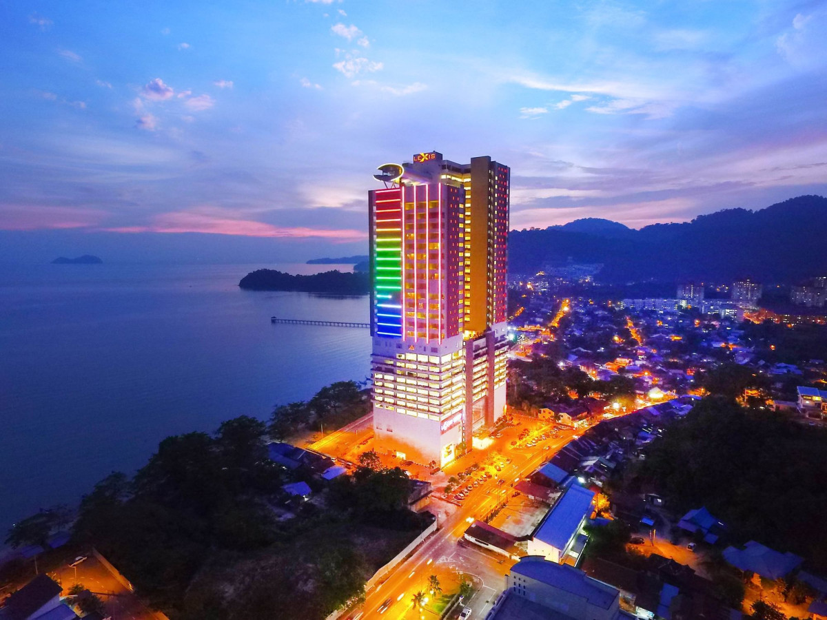 LEXIS SUITES PENANG