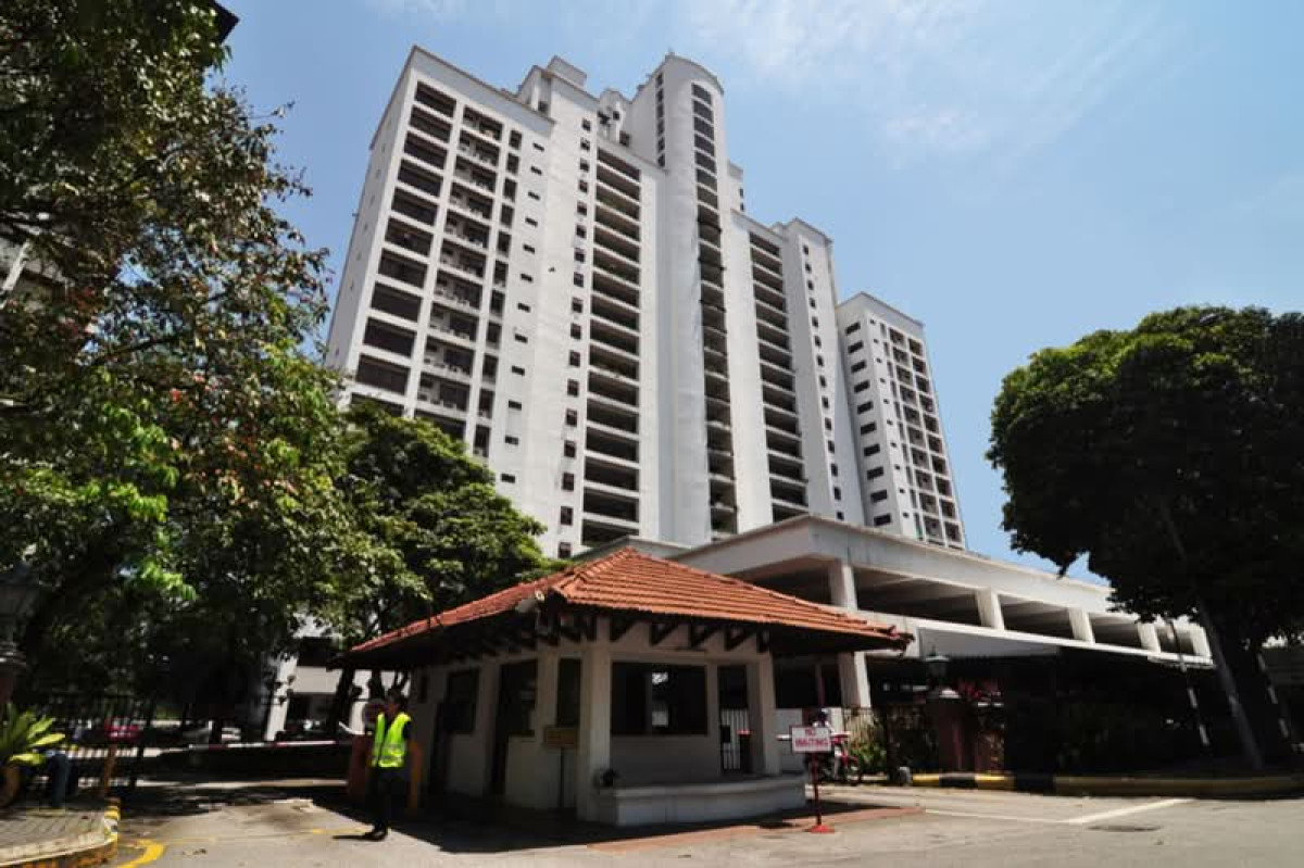 SUMMERVILLA CONDOMINIUM